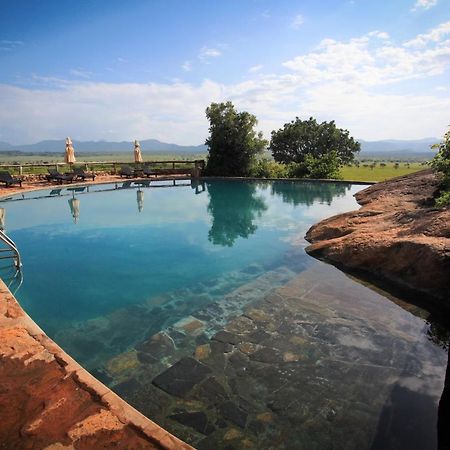 Apoka Safari Lodge Loitanit Exterior photo
