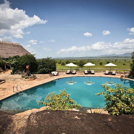Apoka Safari Lodge Loitanit Exterior photo