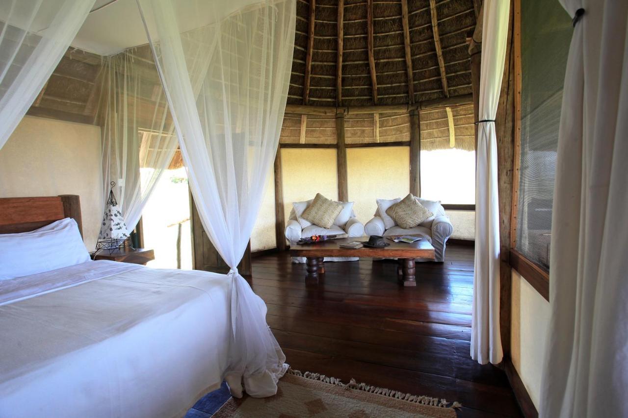 Apoka Safari Lodge Loitanit Exterior photo