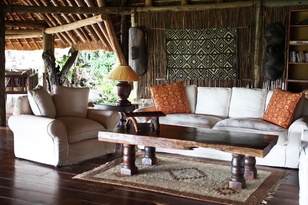Apoka Safari Lodge Loitanit Exterior photo