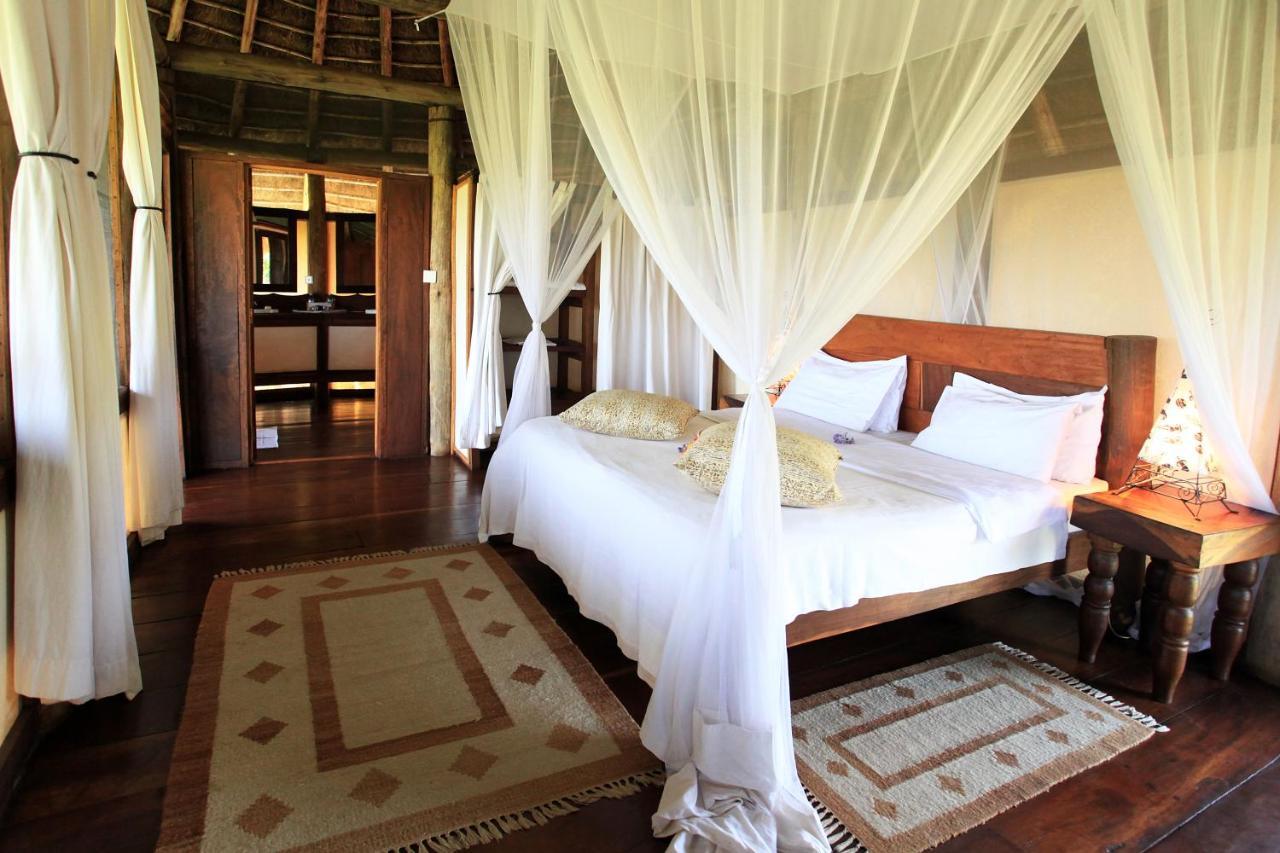 Apoka Safari Lodge Loitanit Exterior photo