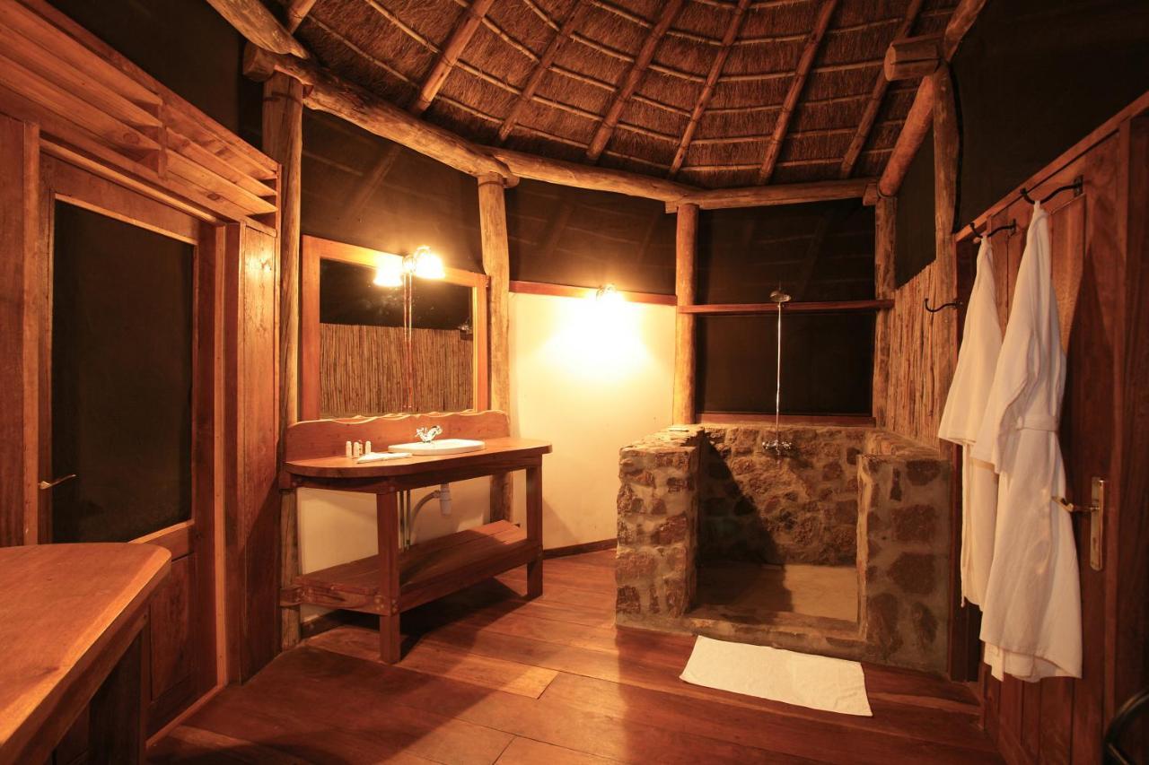 Apoka Safari Lodge Loitanit Exterior photo